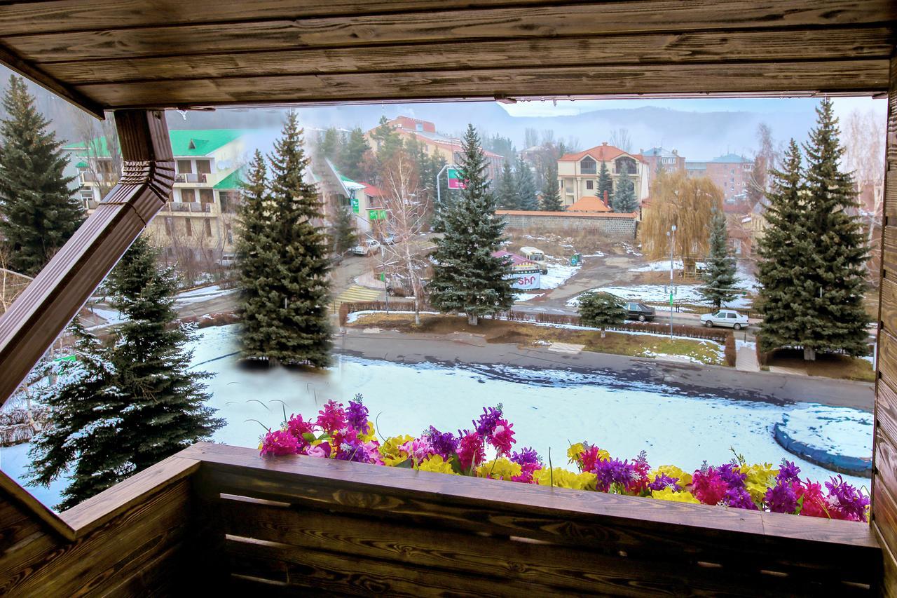 Hostel Jupiter Цахкадзор Екстериор снимка